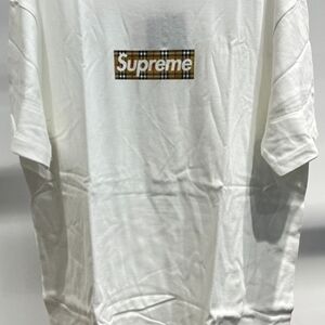 Burberry White Tee with Plaid Logo L